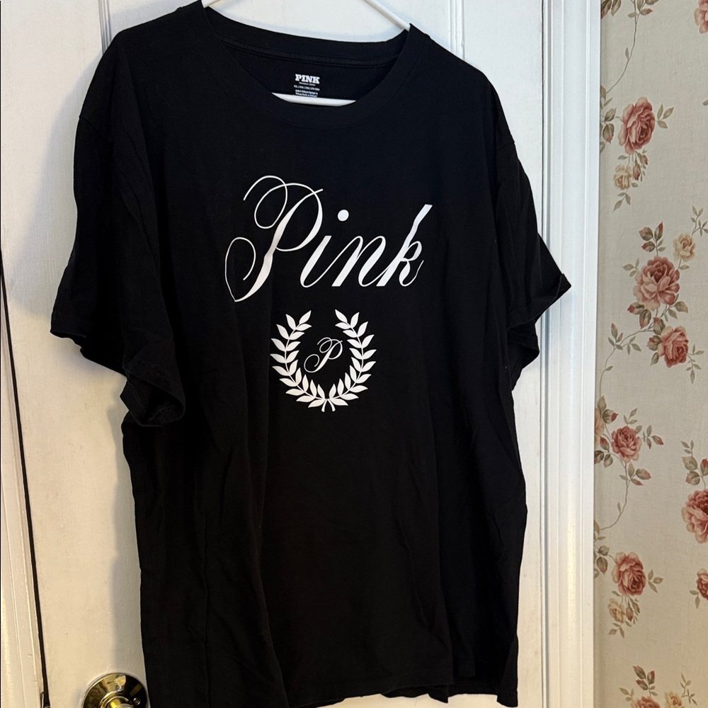 🖤 VS PINK Black Tee Sz XXL NEW